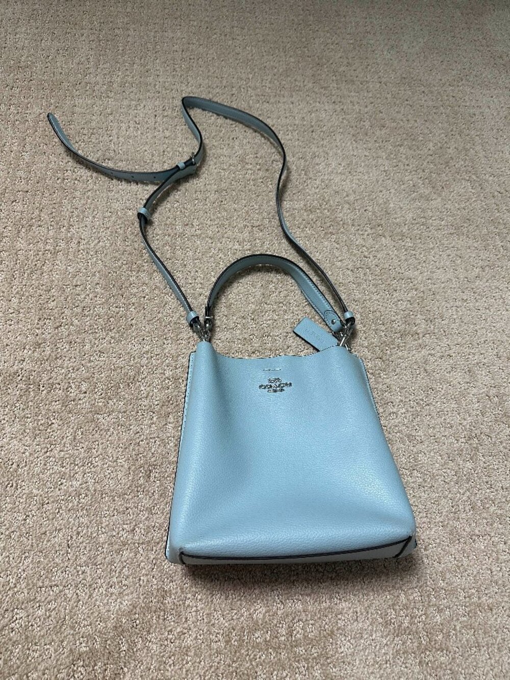 Coach Mollie Bucket Bag 22 Powder Blue Leather Crossbody Shoulder Bag